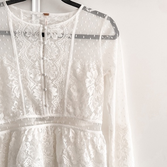Free People Tops - Free People Delicate Lace blouse